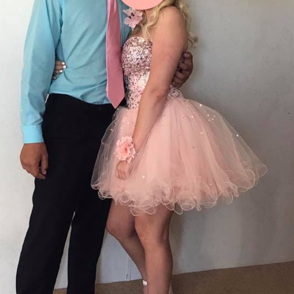 Pink Homecoming Dress💗💅🏽🌸 - Picture 2 of 2